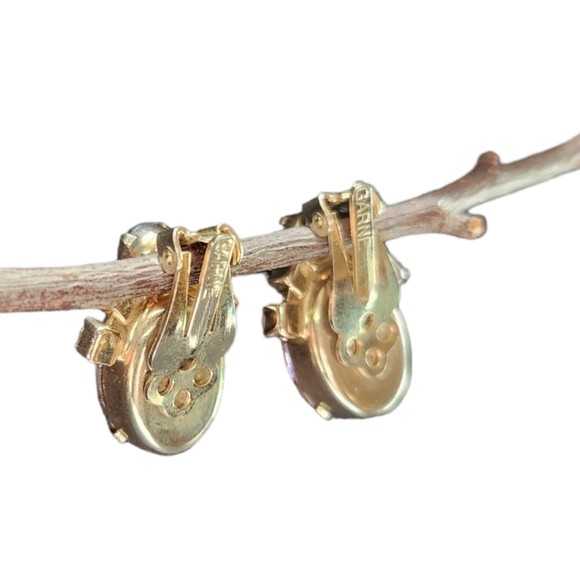 Vintage 50s Clip-On Earrings Signed Garne lg Lavender Rhinestone Gold-Tone Rare - Picture 3 of 8
